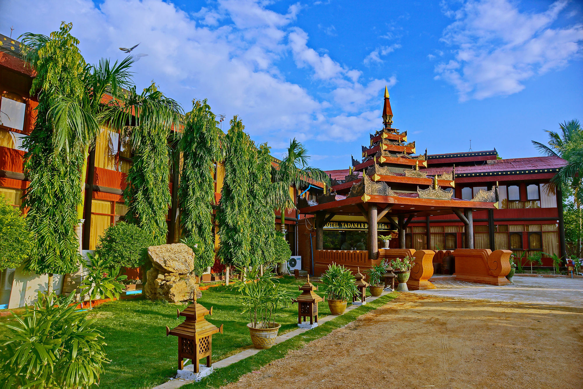 Hotel Yadanarbon Bagan New Bagan Экстерьер фото